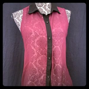 Ombré Button Up Black and Red Sleeveless Shirt